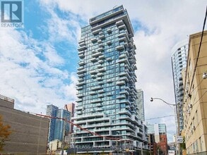 Building Photo - 77 Shuter St