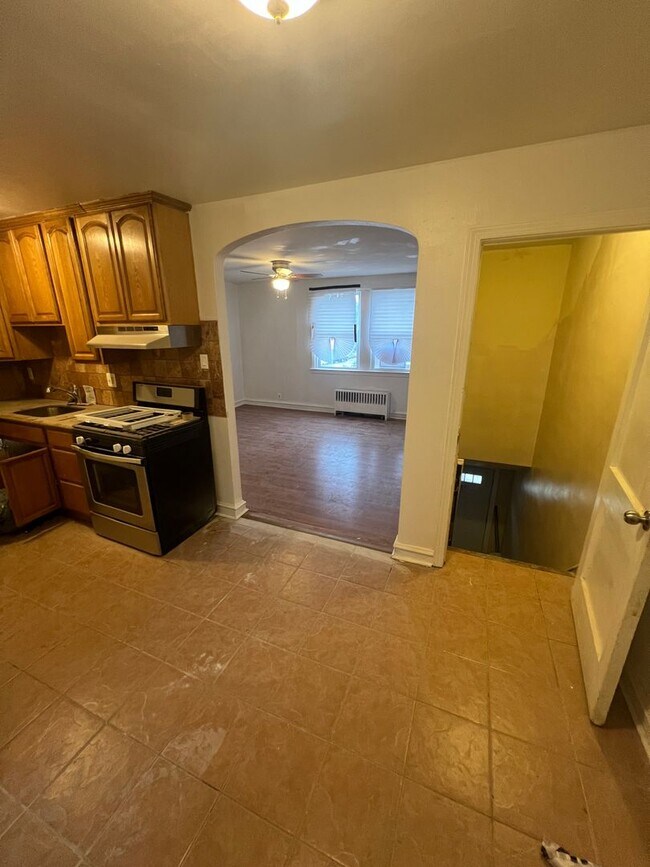 Foto del edificio - 324 E Olney Avenue