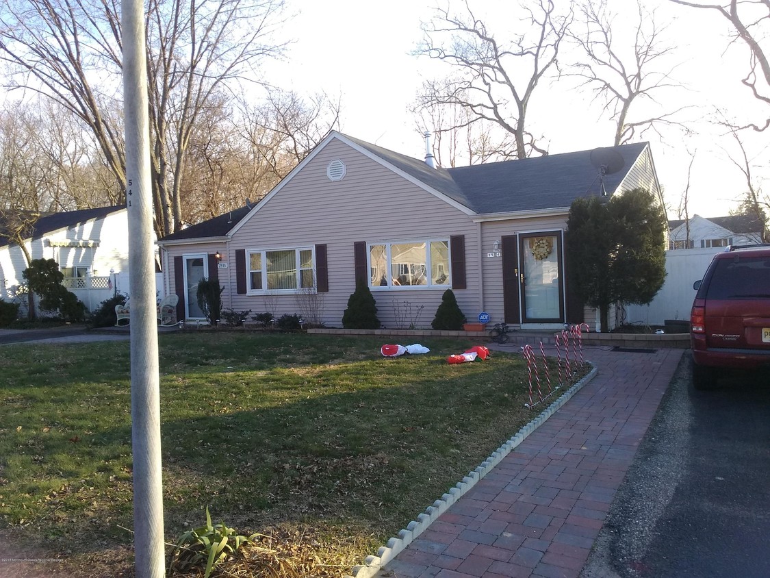 Primary Photo - 2534 Lexington Ct