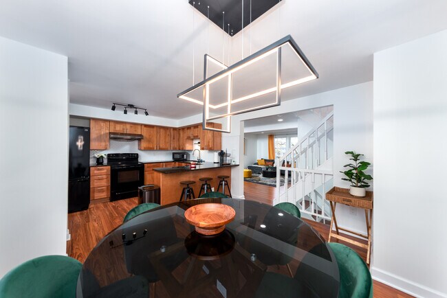 Photo - 6153 Gardenia Ct Townhome