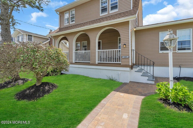 Building Photo - 1801 Snyder Ave