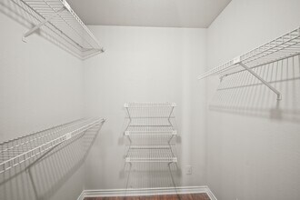 Building Photo - 12905 Woodforest Blvd