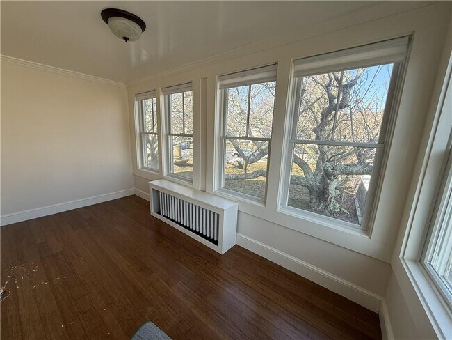 Foto del edificio - 1 Bartlett Ct