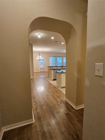 Foto del edificio - 4948 Paddock Dr