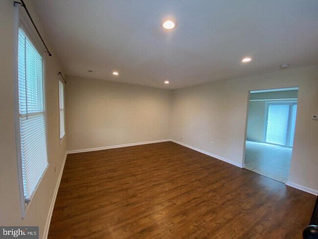 Foto del edificio - 5152 Cottonwood Ct