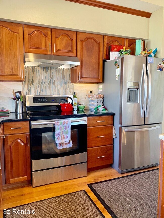 Building Photo - 4 br, 2.5 bath House - 3732 Staghorn Drive