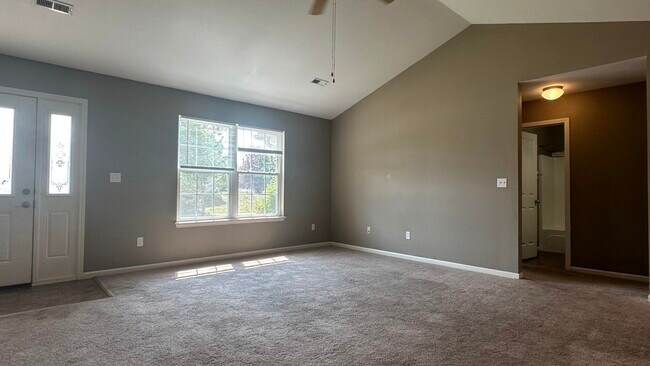 Building Photo - 3903 Arctic Fox Dr