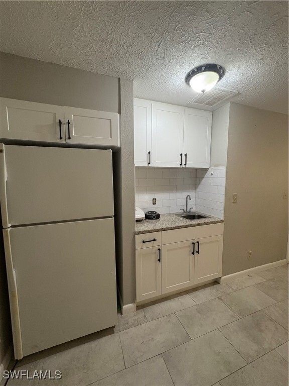 Foto del edificio - 5101 Manor Ct