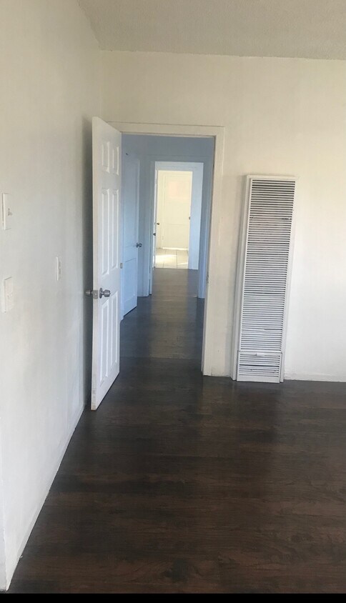 Foto del edificio - 12908 S Thorson Ave