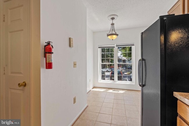 Building Photo - 12114 Wedgeway Pl
