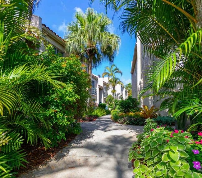 Photo - The Embarcadero House