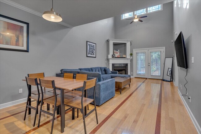 Foto del edificio - 942 Westland Ridge Rd