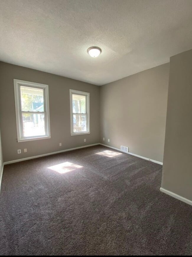 Building Photo - 505 Beaumont St