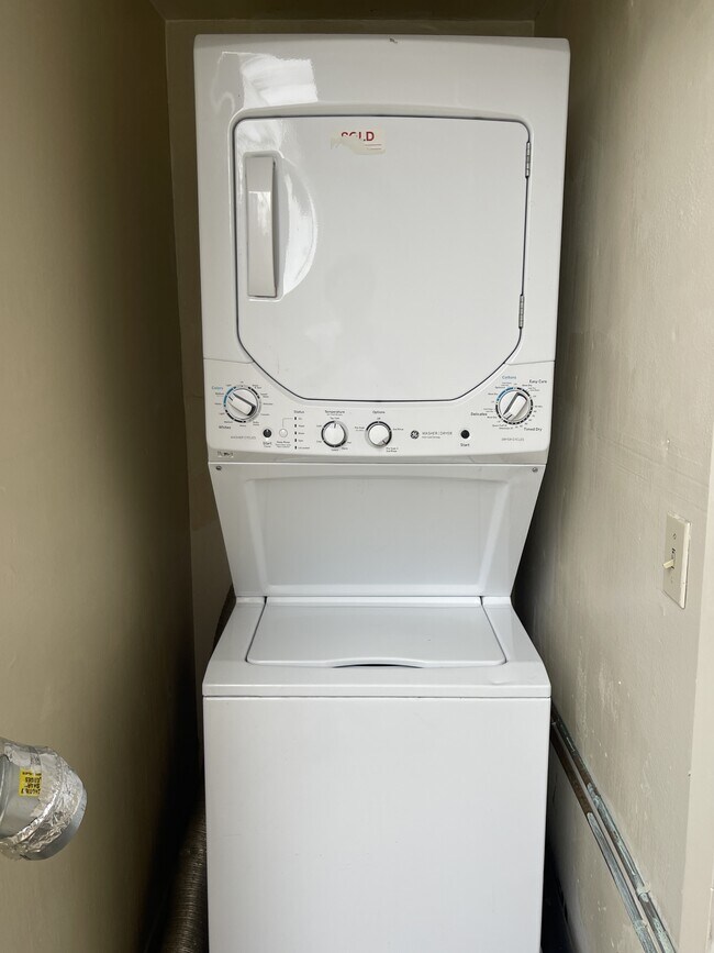 Foto del edificio - 707 S Webster Ave