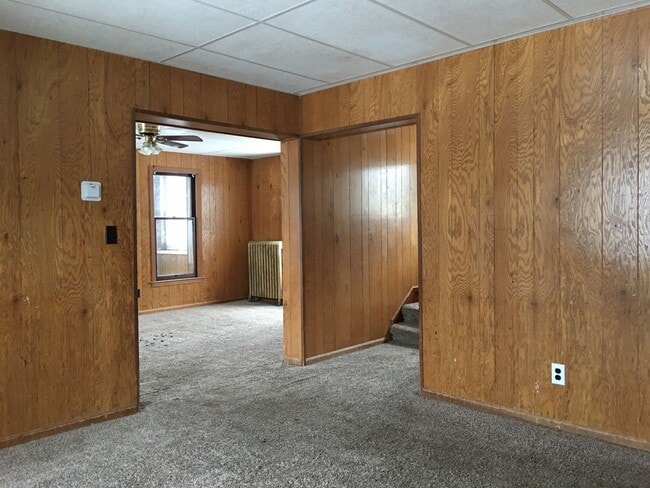 Building Photo - 611 Steward Ave