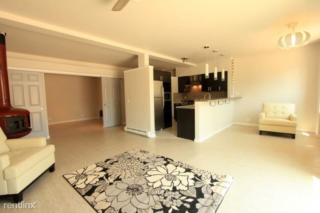 Building Photo - 2 br, 1 bath House - 5032 5th Avenue