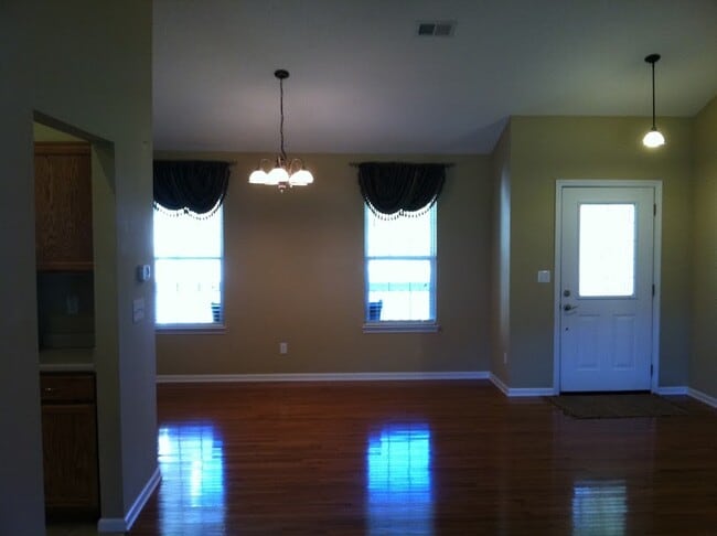 Sala de estar - 45 Harper Meadow Way