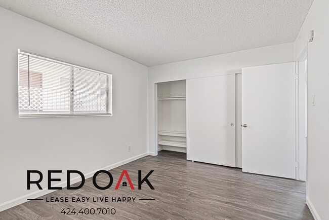 Foto del edificio - 7915 Vineland Ave
