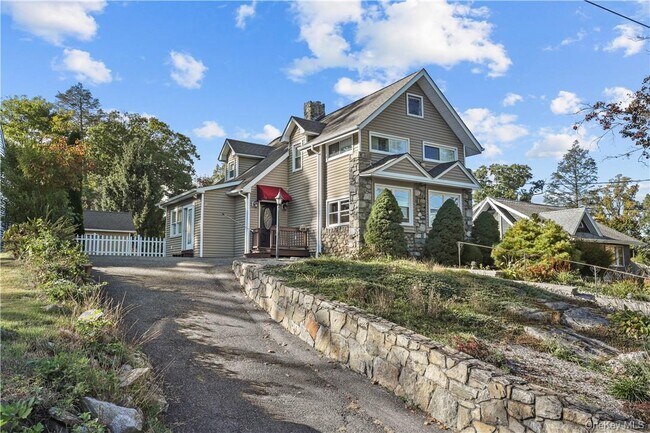 Foto del edificio - 33 Sycamore Rd