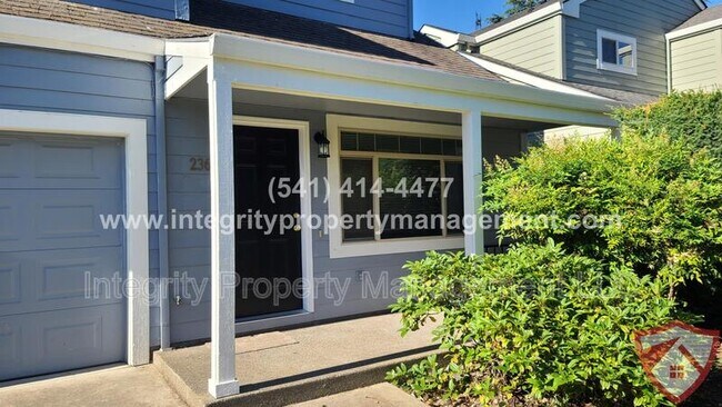 Building Photo - 2364 Abbott Ave