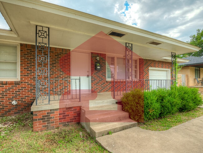 Building Photo - 2208 Churchill Way