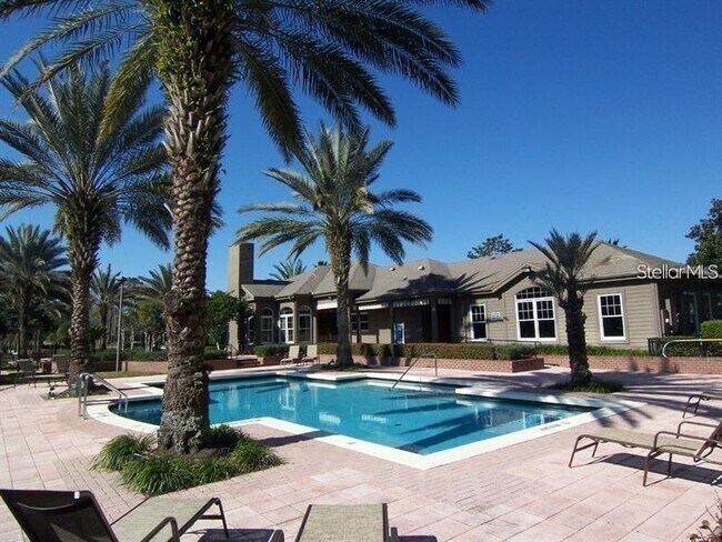 Foto del edificio - 413 Summit Ridge Pl