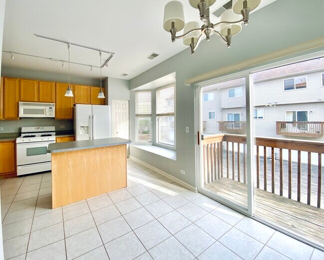 Foto del edificio - 1081 Chadwick Dr