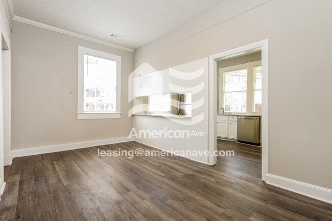 Building Photo - 4 Hemlock Dr
