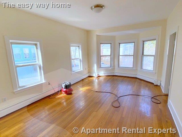 Foto del edificio - HUGE, very close Harvard/ Design School - ...