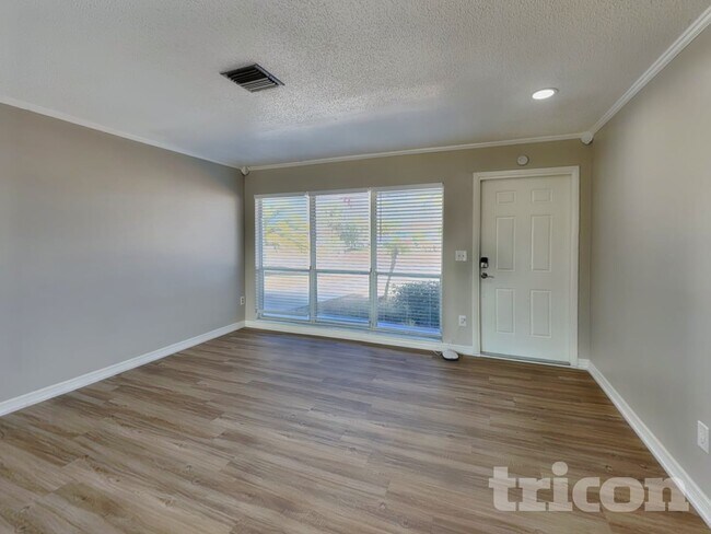 Foto del edificio - 6387 Otis Rd