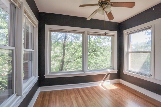 Building Photo - 4404 N Magnolia Ave