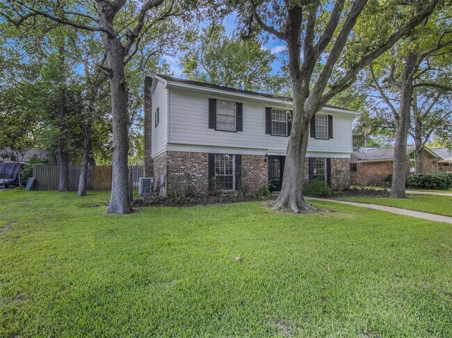 Foto del edificio - 18510 Point Lookout Dr
