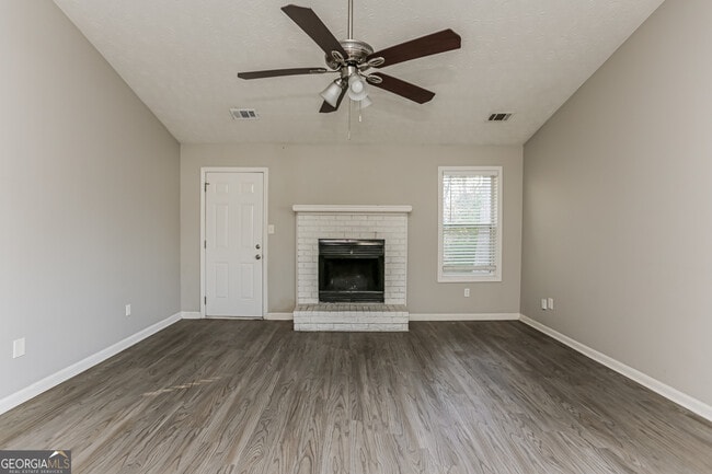 Foto del edificio - 10442 Tara Beach Cir