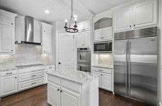 Building Photo - 6601 Mediterranean Dr