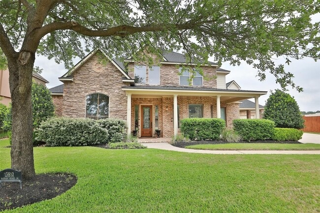 Foto del edificio - 13810 Nathan Ridge Ln