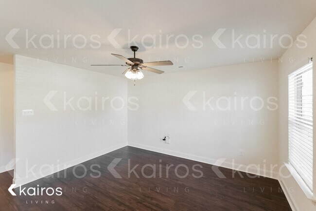Building Photo - 609 Wellingburg Rd SE