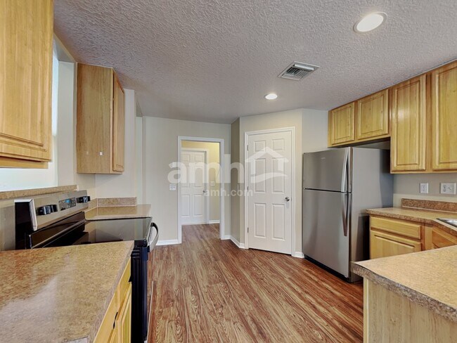 Foto del edificio - 315 Morningview Dr