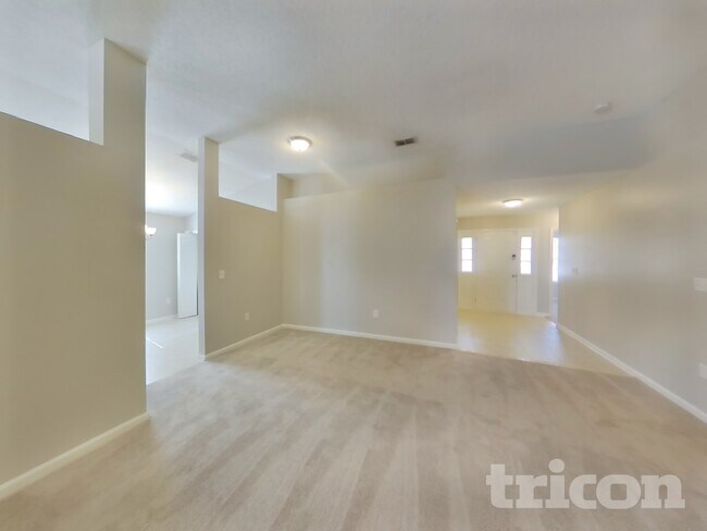 Foto del edificio - 3951 Hideaway Lane