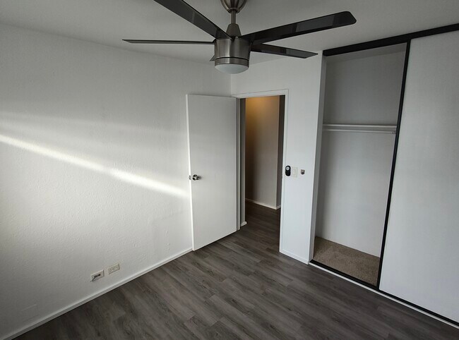 Building Photo - 92-1152 Panana St