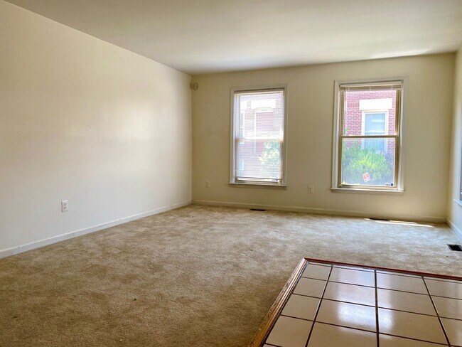 Foto del edificio - Cozy 2-bedroom Town Home in Hollins Market...