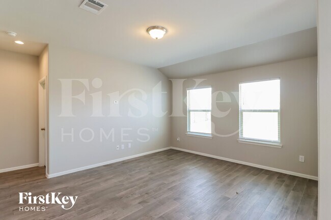 Foto del edificio - 4624 Corktree Ln