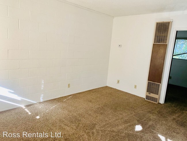 Foto del edificio - 401 E 7th St