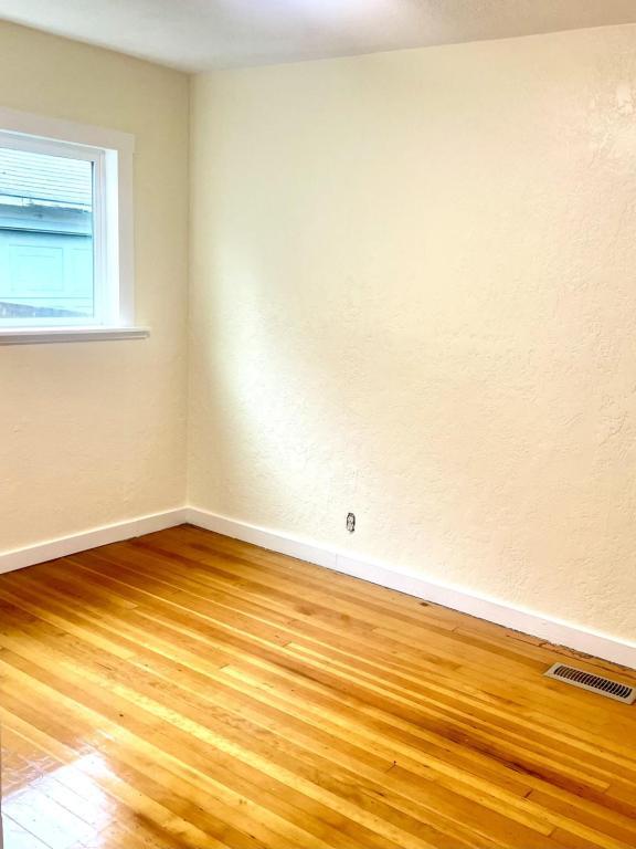 Foto del edificio - 253 C St