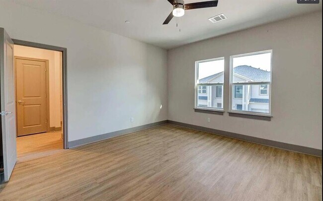 Building Photo - 18620 Louetta Creek Dr