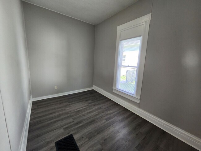 Foto del edificio - 1201 S 7th St