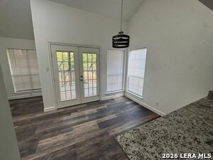 Building Photo - 8611 Datapoint Dr