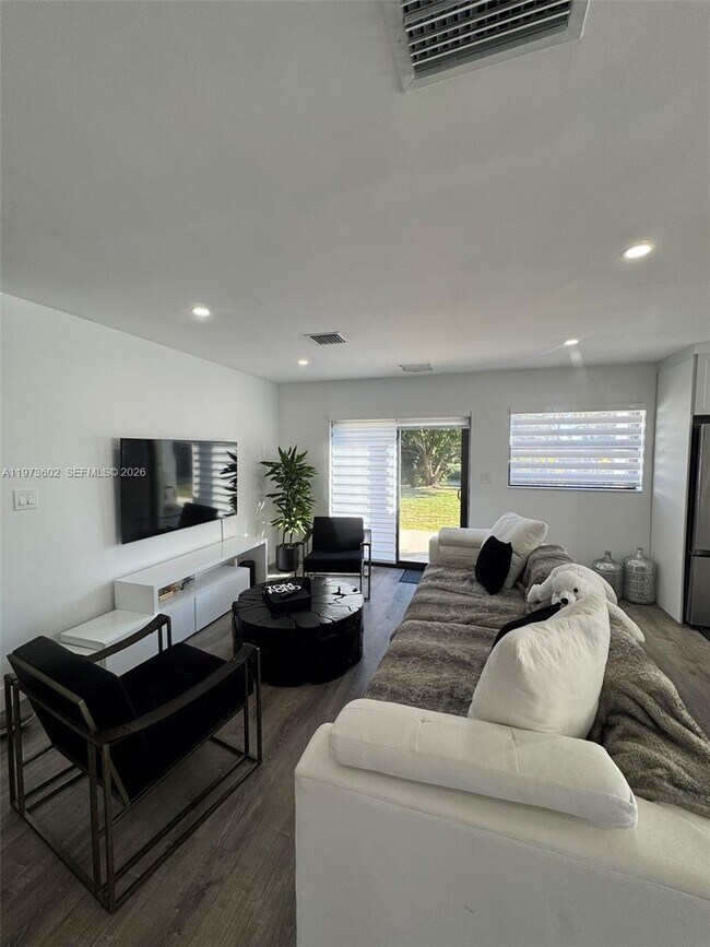 Foto del edificio - 12534 SW 27th St