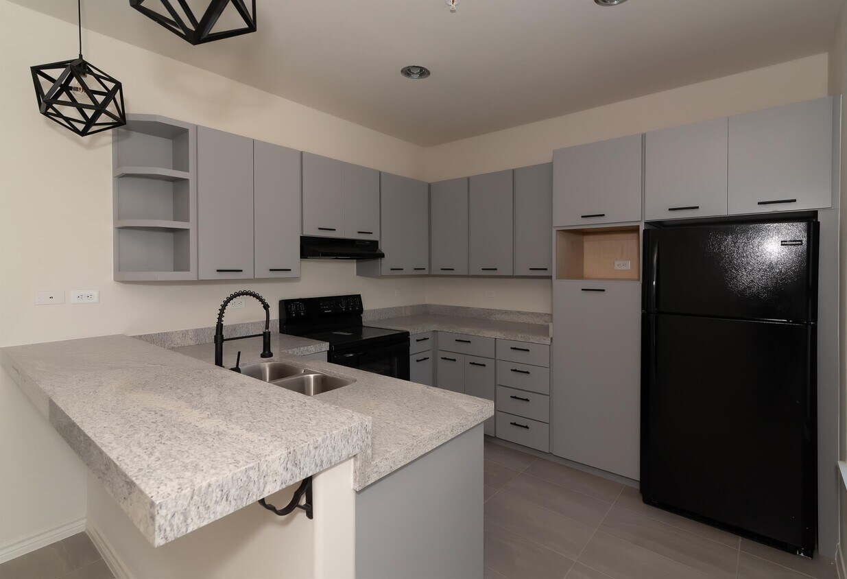 7608 Rocio Dr Unit 1, Laredo, TX 78041 Room for Rent in Laredo, TX