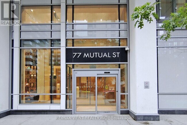 Photo du bâtiment - 77 Mutual St