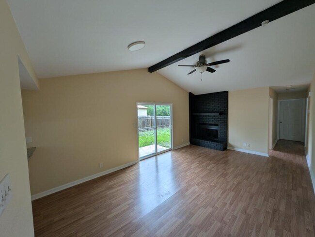 Foto del edificio - 14504 Waddesdon Bluff